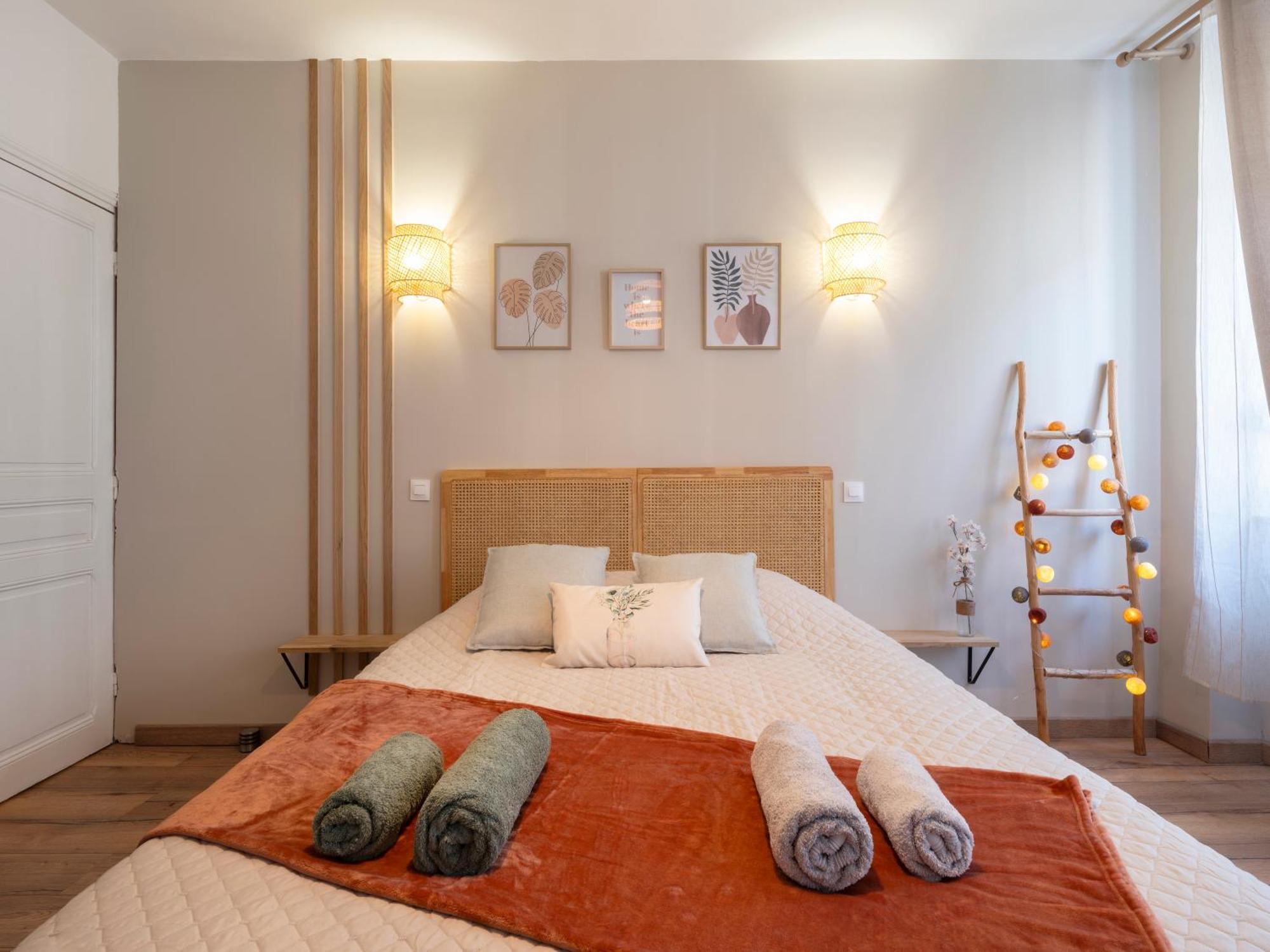 Clairchene - Cosy Centre Parking Spacieux Familial Verdun-sur-Meuse Exterior photo